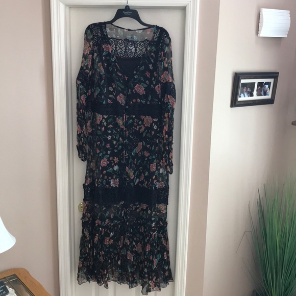 black floral chiffon maxi dress